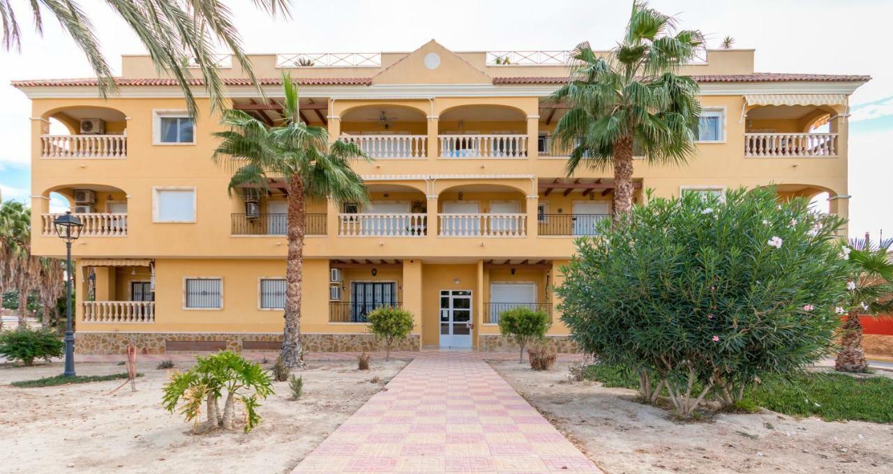 Residential Jardin Del Pintor - La Casa Amarilla Apartment Jacarilla ภายนอก รูปภาพ