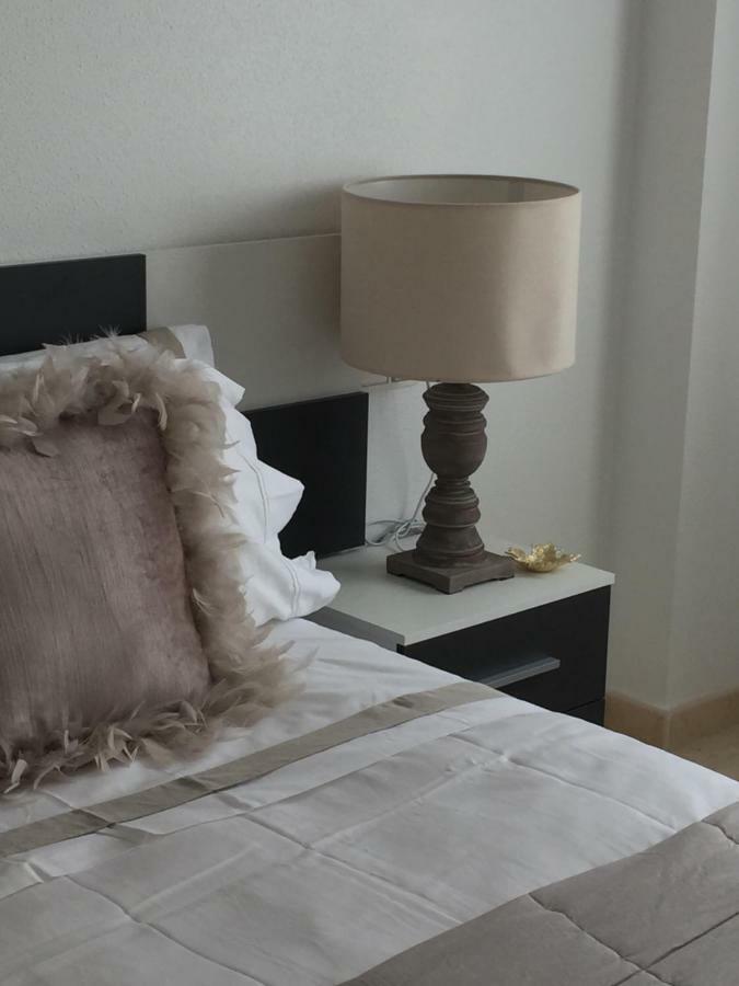 Residential Jardin Del Pintor - La Casa Amarilla Apartment Jacarilla ภายนอก รูปภาพ