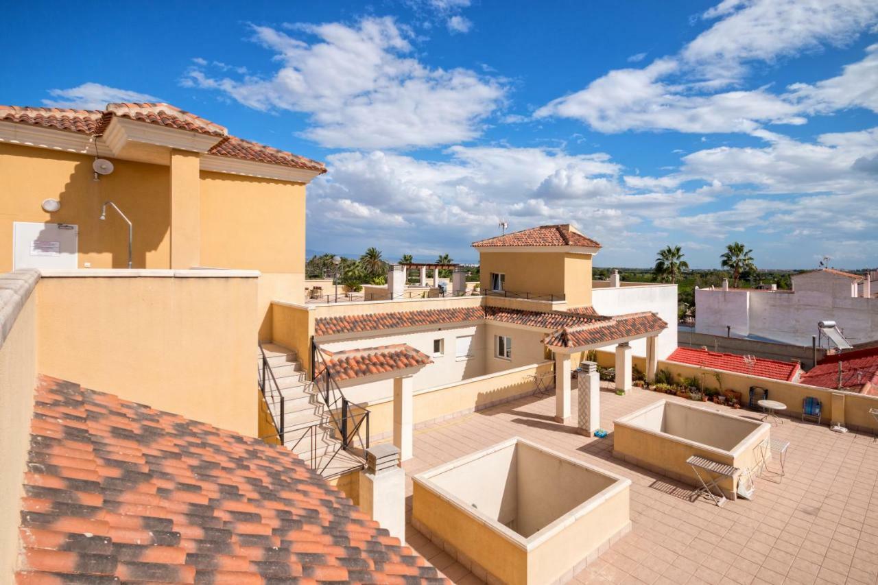 Residential Jardin Del Pintor - La Casa Amarilla Apartment Jacarilla ภายนอก รูปภาพ