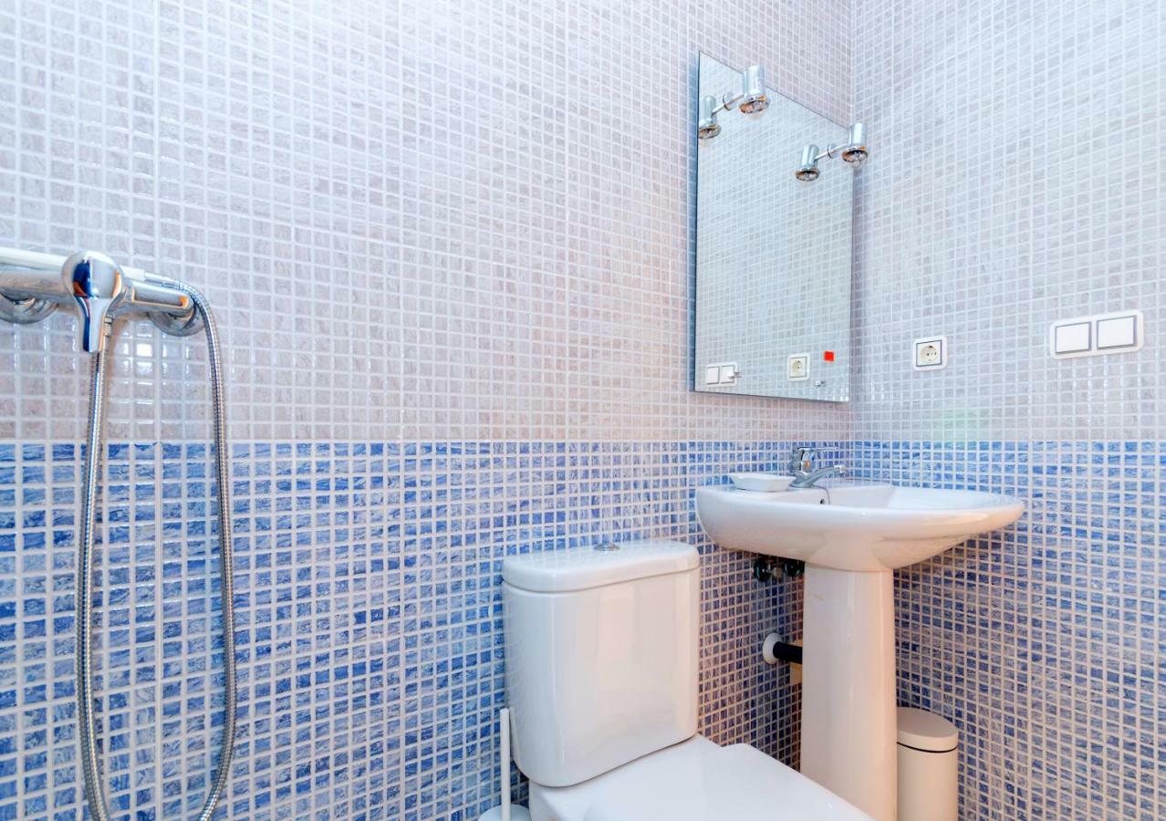 Residential Jardin Del Pintor - La Casa Amarilla Apartment Jacarilla ภายนอก รูปภาพ