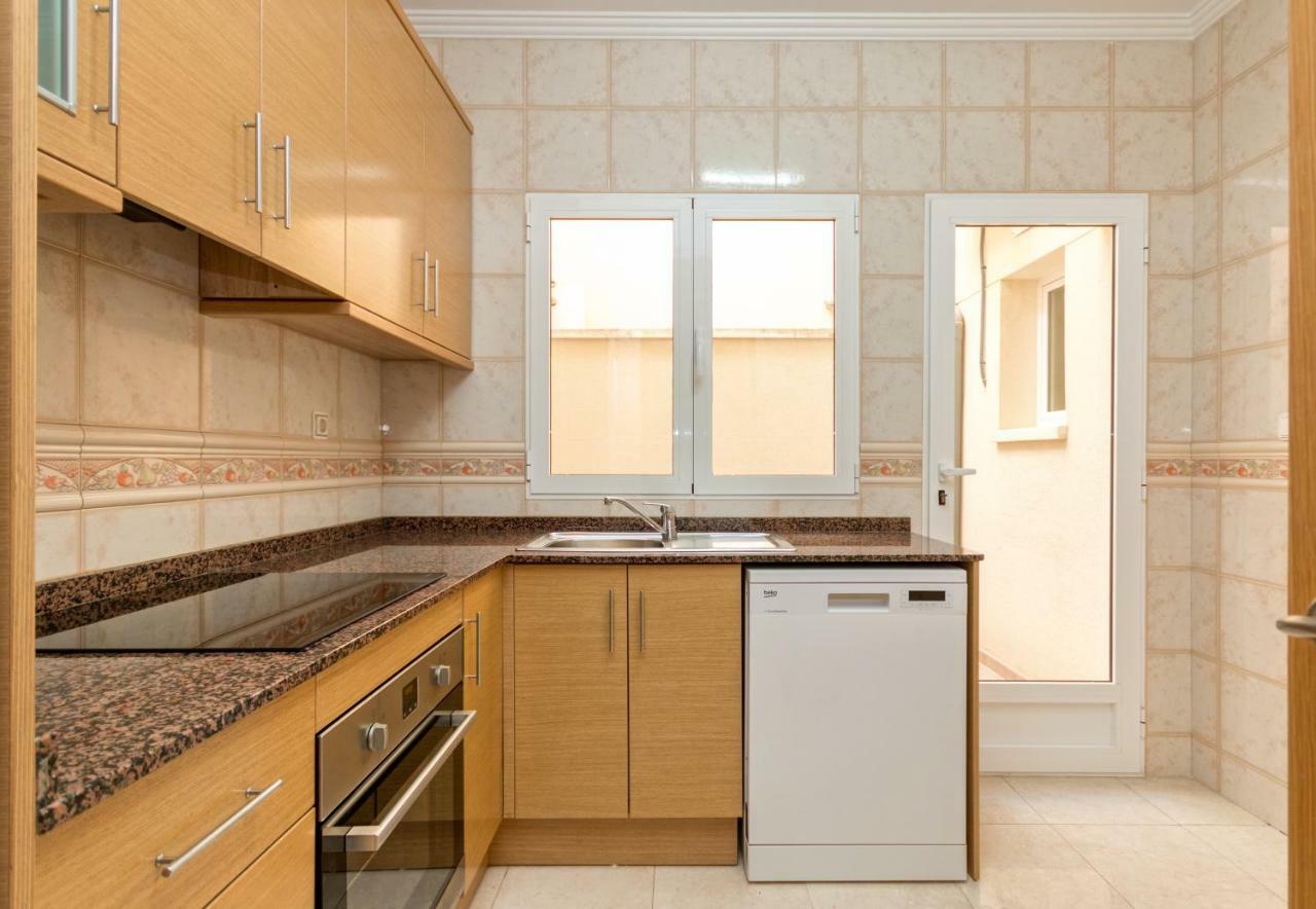Residential Jardin Del Pintor - La Casa Amarilla Apartment Jacarilla ภายนอก รูปภาพ